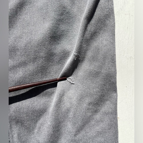 Men's Brixton Pants Gray Solid Reverse 32x32 Flat Front Skate Chino Casual Work - Picture 3 of 15